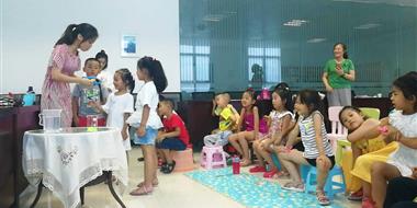 四川新一美公司開展“有趣自然，探索發(fā)現(xiàn)”暑期活動